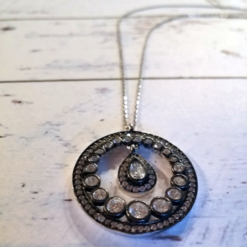 CHARMING DIAMOND-CUT WATER DROP NECKLACE